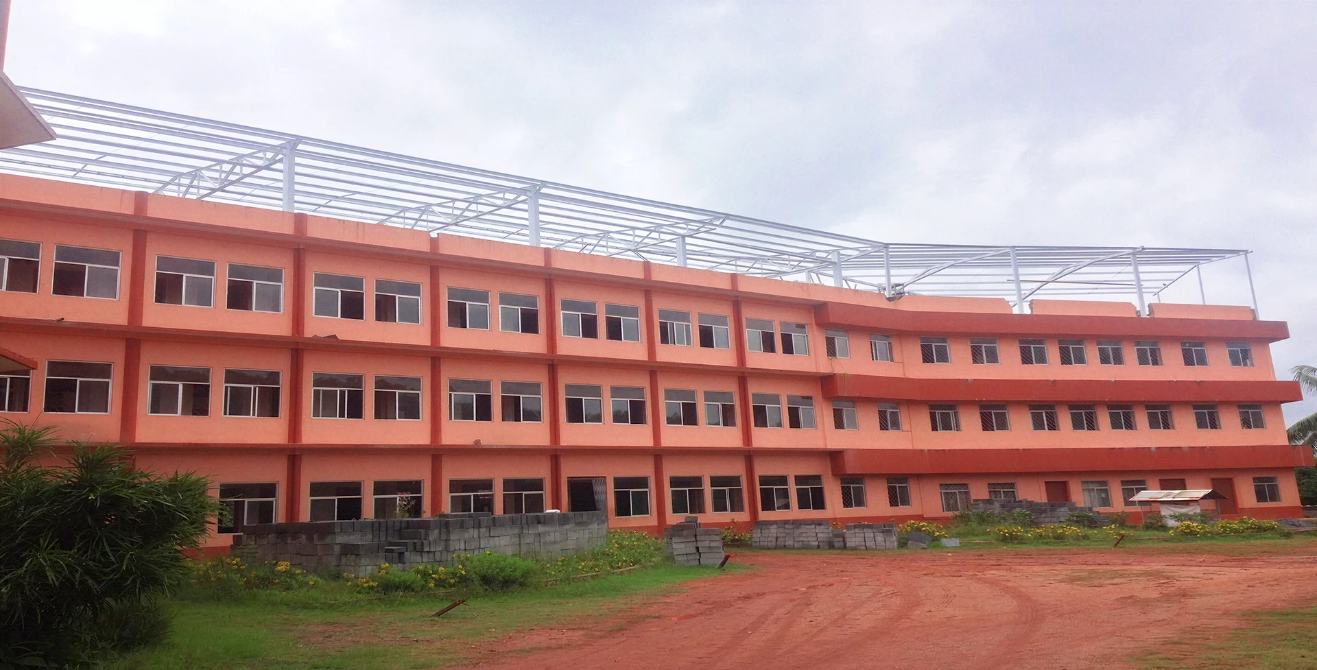 Sri Sathya Sai Loka Seva Trust Institution Building